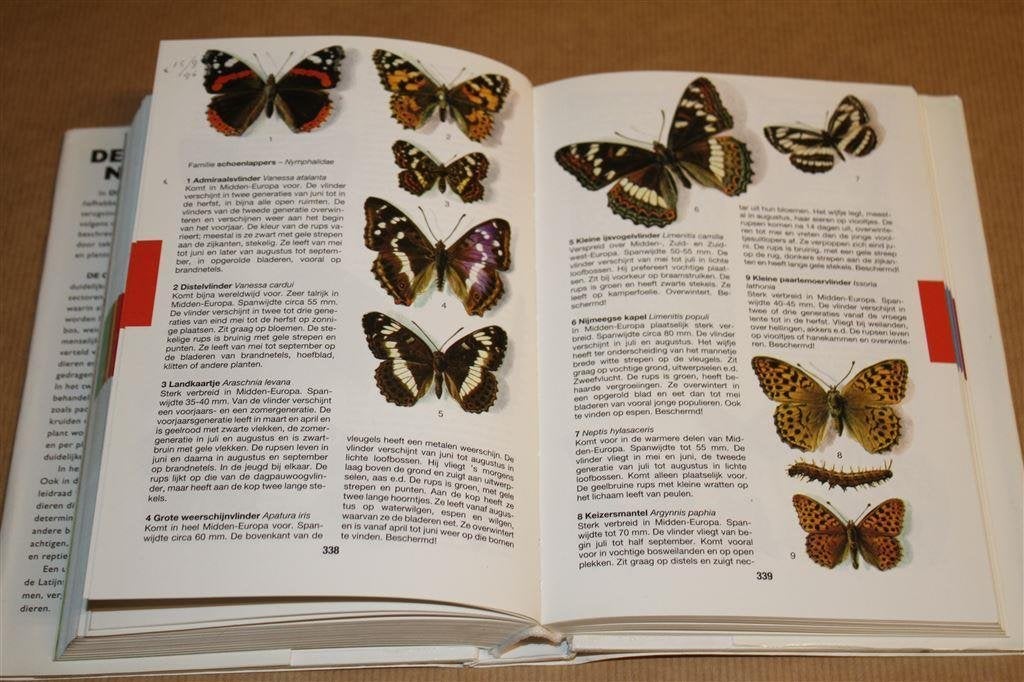 De grote Rebo natuurgids. 1350 kleurenillustraties., Boeken, Ophalen of Verzenden, Gelezen