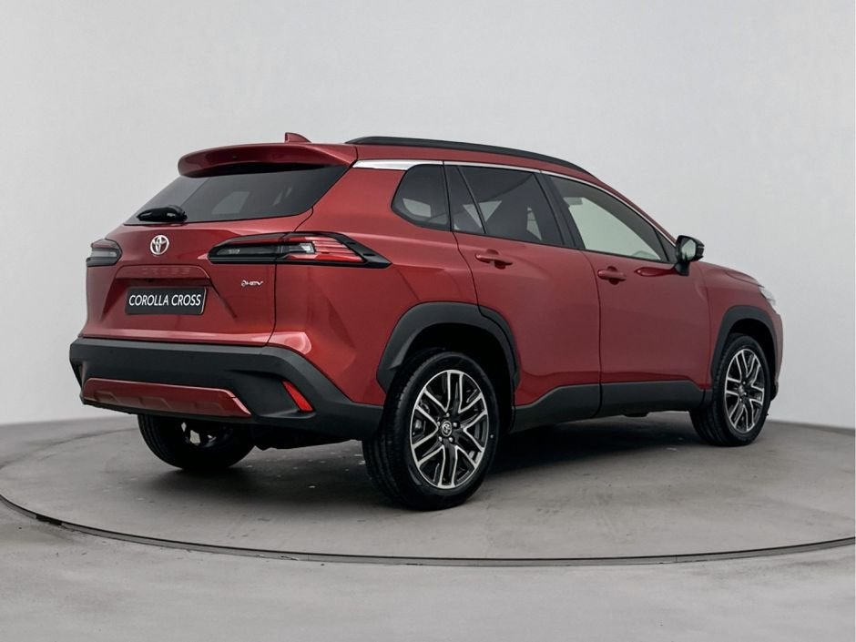 Toyota Corolla Cross Hybrid 140 Dynamic ''Nieuw'' ACC | Carp, 12 maanden, 4 cilinders, Automatische klimaatregeling, Bedrijf