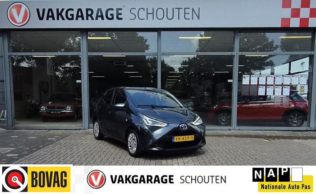 Toyota Aygo 1.0 VVT-i X-Play, Stof, Gebruikt, Euro 6, Elektrische ramen