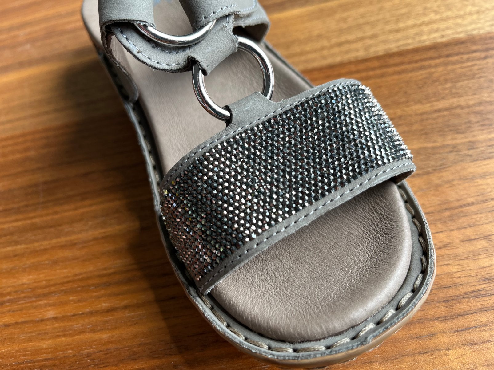 Ara damesslippers, Slippers, Beige, Nieuw, Ophalen of Verzenden