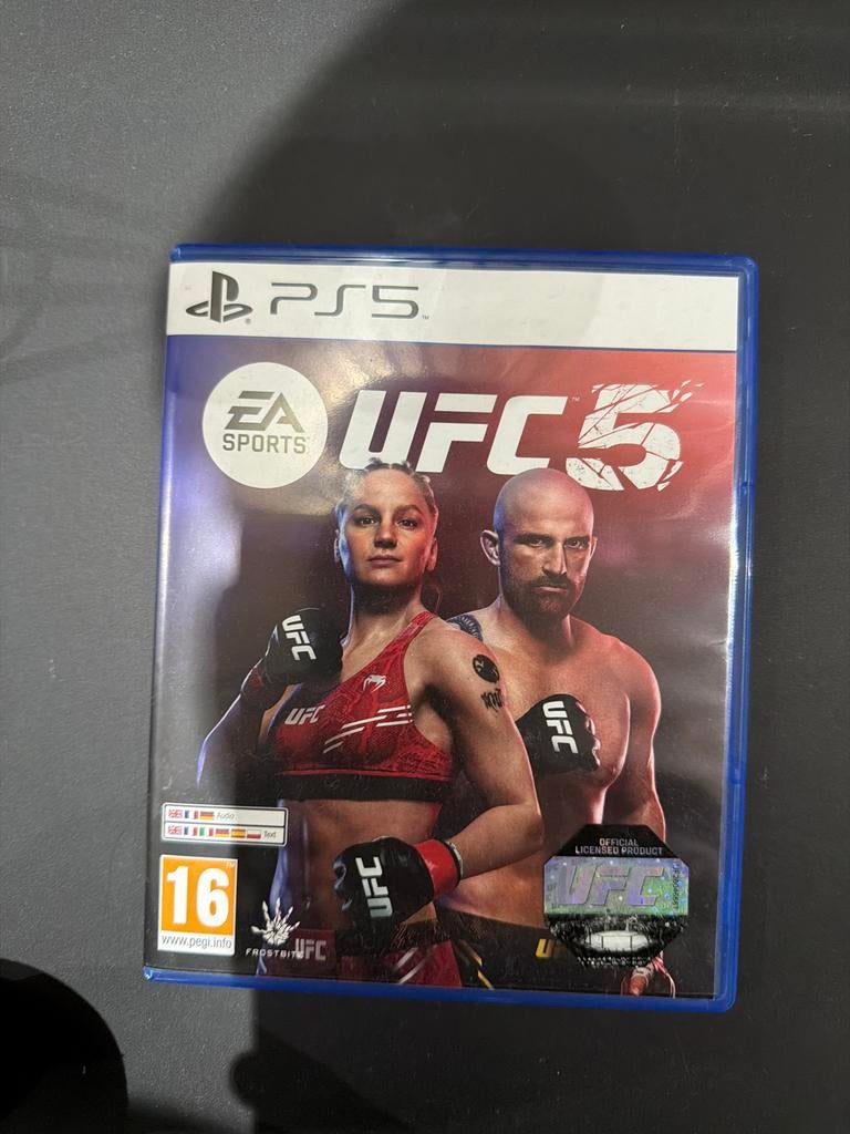 UFC 5 PS5 Game - Zo goed als nieuw, Ophalen of Verzenden, Zo goed als nieuw
