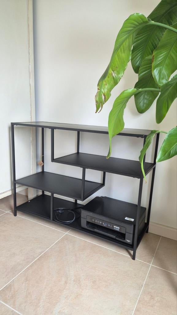 Moderne Zwarte Vakkenkast - Stijlvol en Functioneel, Ophalen, Met plank(en), 100 tot 150 cm, Modern, Industrieel, Minimalistisch