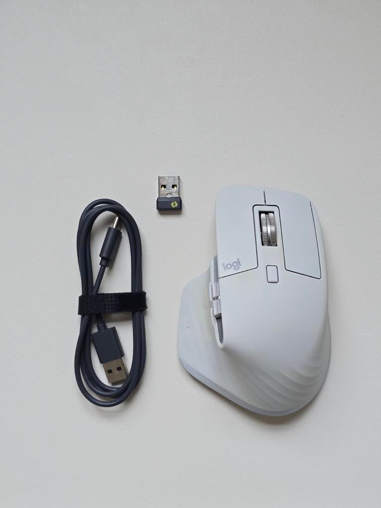 Logitech MX Master 3S White, Computers en Software, Muizen, Rechtshandig, Muis, Gebruikt, Ergonomisch