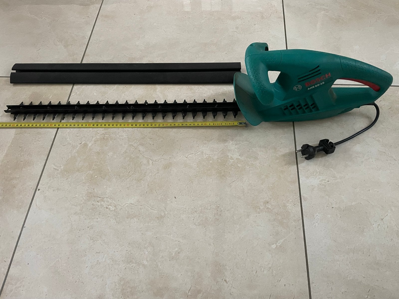 Bosch Heggenschaar AHS 60-16 (60 cm blad), Ophalen of Verzenden, Gebruikt, Elektrisch