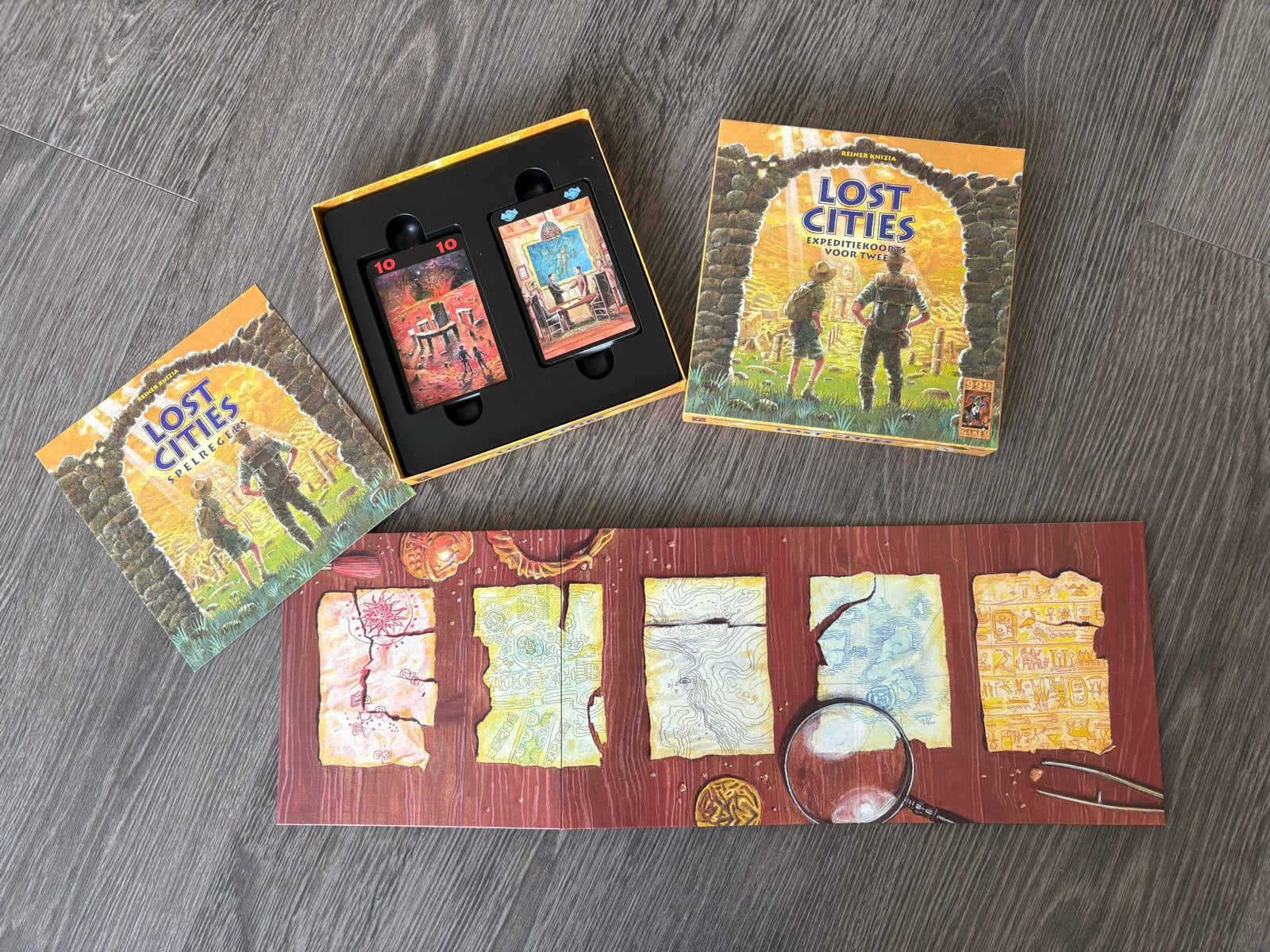 Lost Cities 999 games, Hobby en Vrije tijd, Een of twee spelers, Ophalen of Verzenden, Zo goed als nieuw