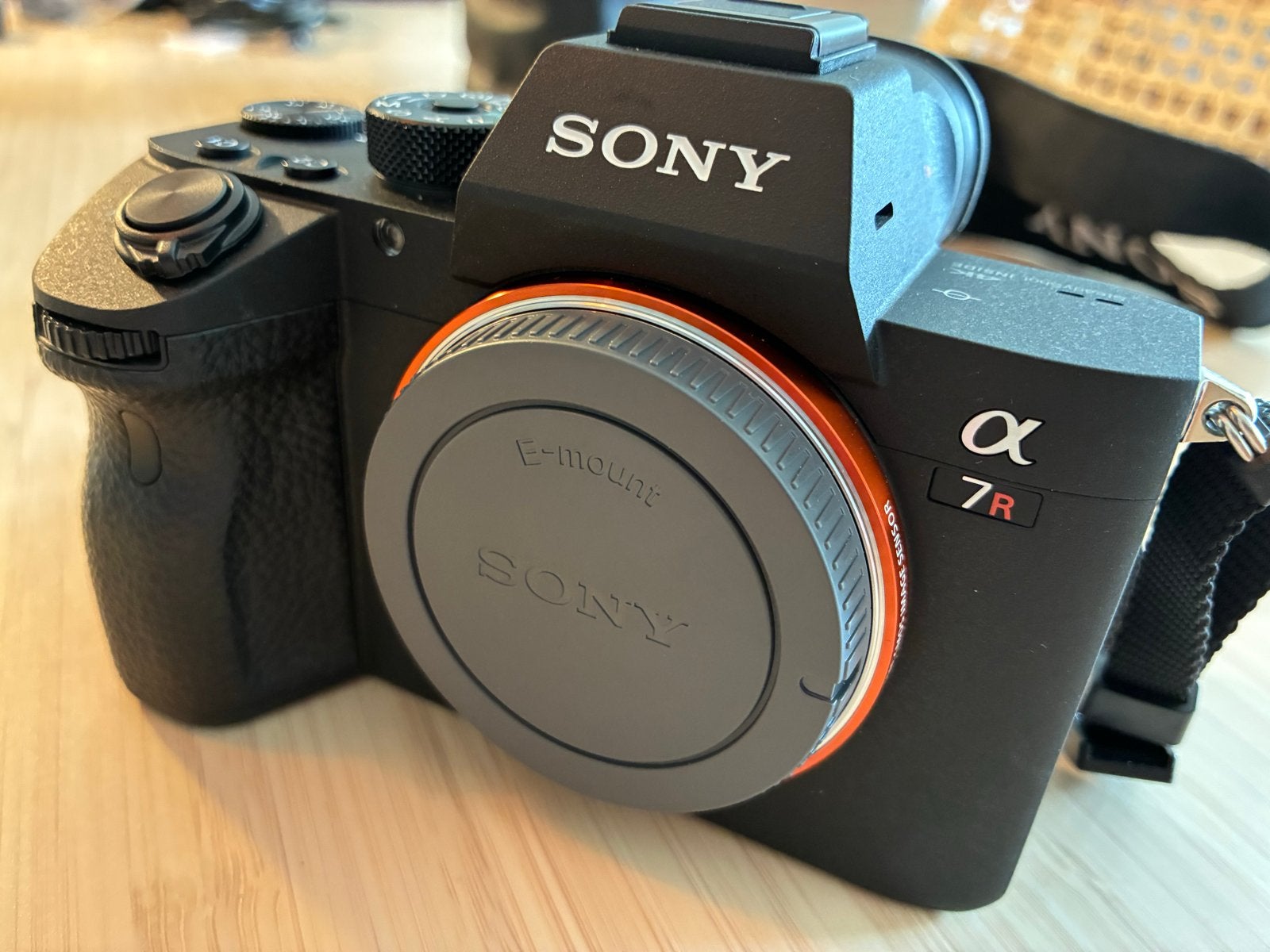 Sony Alpha A7R III met 24-70mm lens en accessoires, Beeldstabilisatie, Ophalen of Verzenden, Zo goed als nieuw, 4 t/m 7 keer