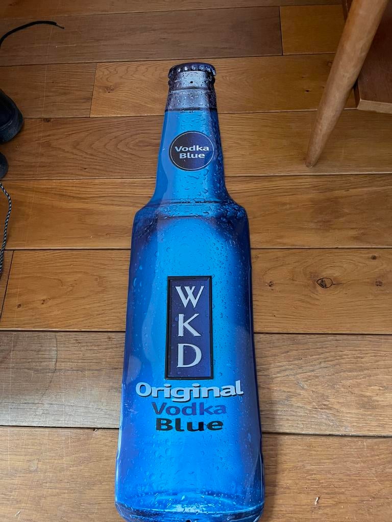 Metalen WKD vodka reclamebord, Ophalen of Verzenden, Zo goed als nieuw, Reclamebord