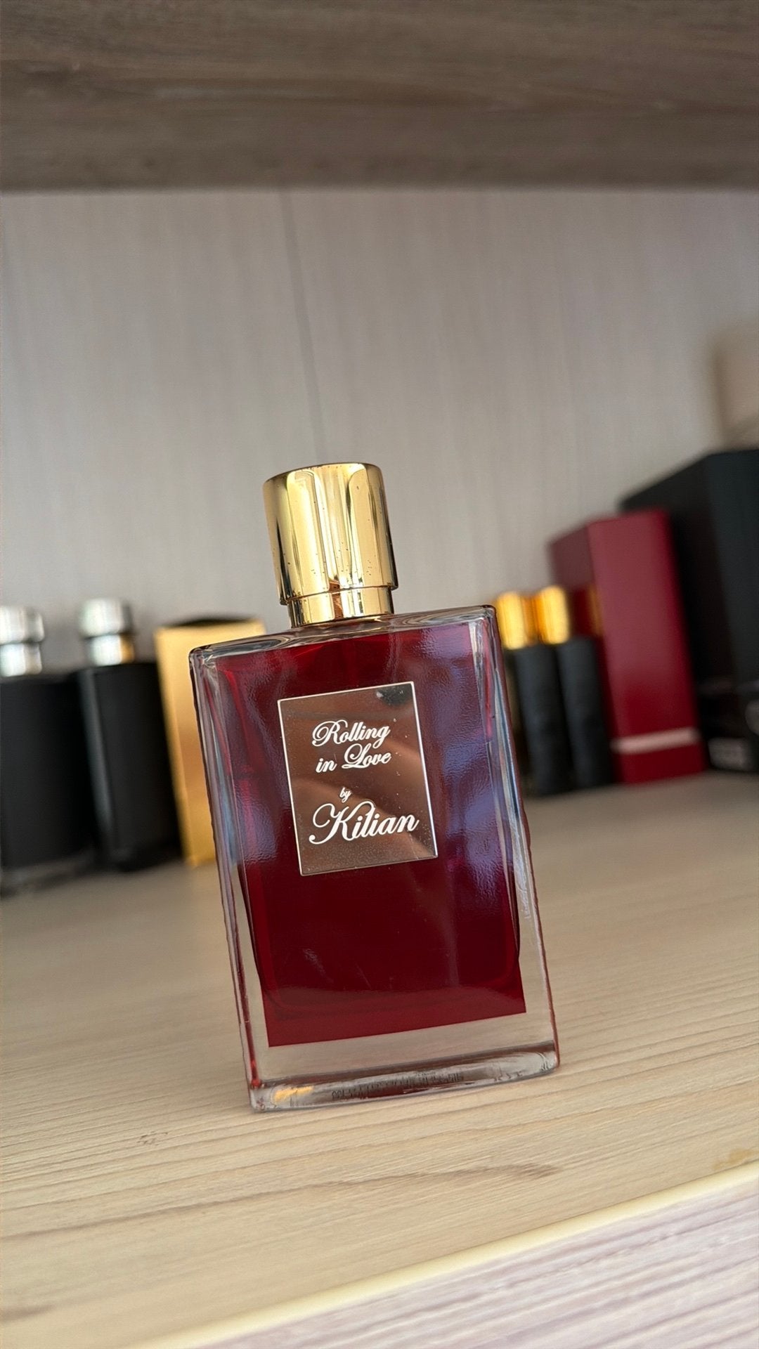 Kilian rolling in love niche parfum, Sieraden, Tassen en Uiterlijk, Uiterlijk | Parfum, Ophalen of Verzenden, Zo goed als nieuw