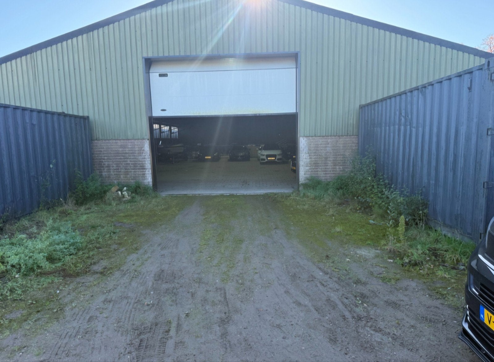 Loods tehuur regio breda  + buitenterrein, Zakelijke goederen, Bedrijfs Onroerend goed, Bedrijfsruimte, Huur
