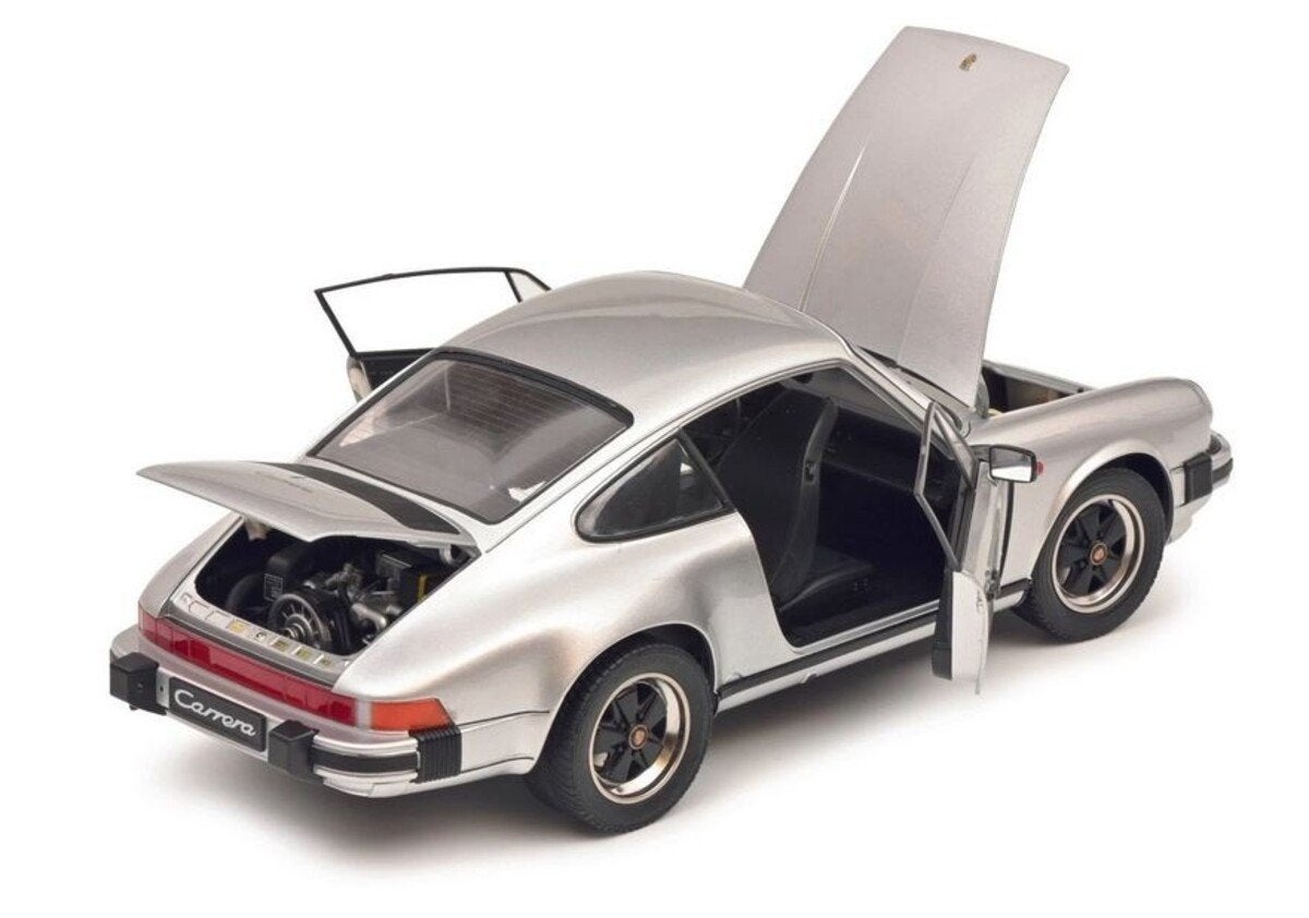 Porsche 911 Carrerra 3.2 Schaal 1:12, Hobby en Vrije tijd, Modelauto's | 1:5 tot 1:12, Nieuw, Ophalen of Verzenden, 1:9 t/m 1:12