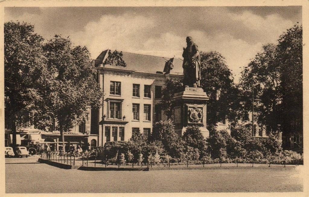Den Haag - Plein - auto volk standbeeld - ongelopen, Ophalen of Verzenden, 1940 tot 1960, Ongelopen, Zuid-Holland