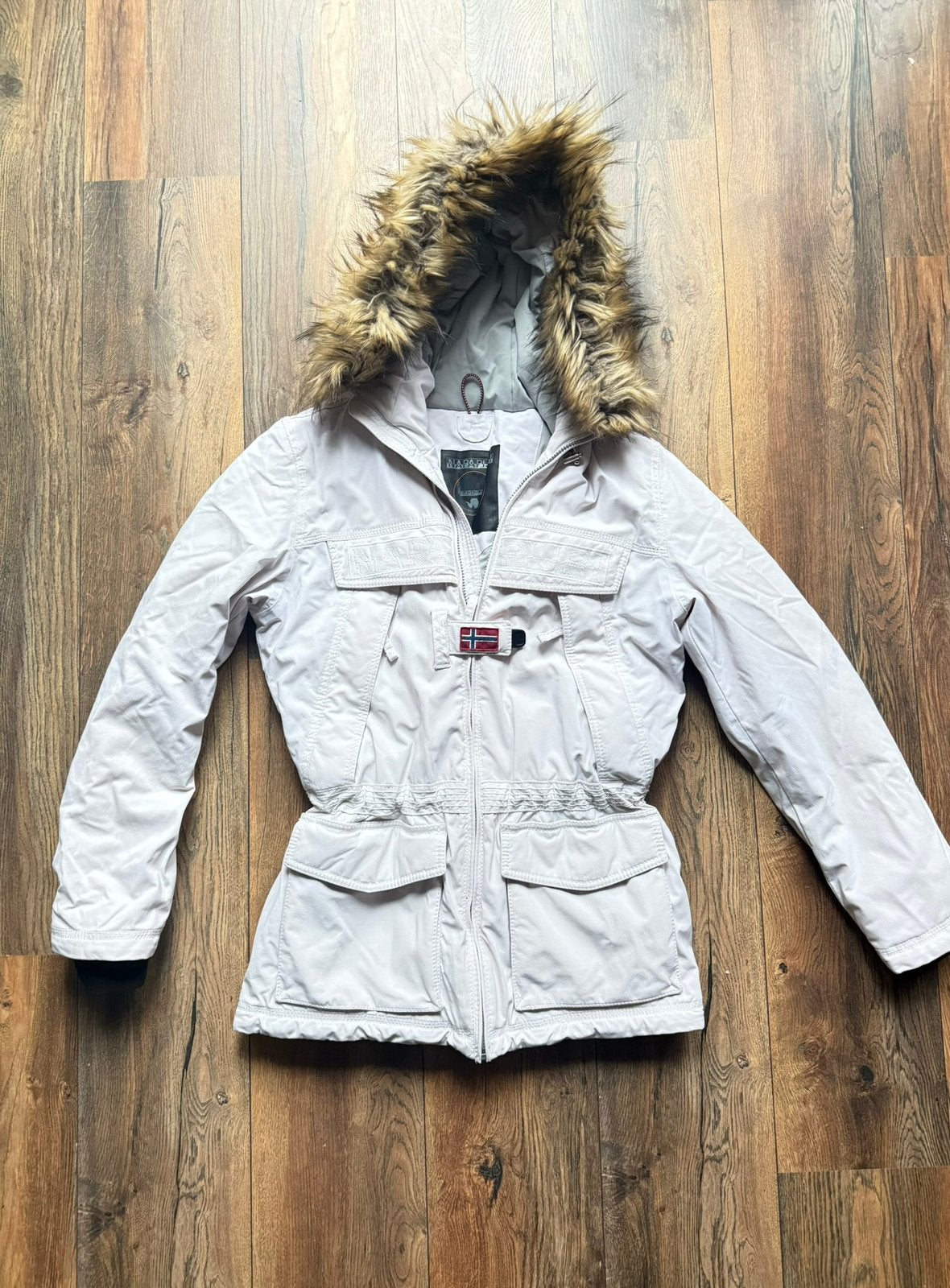Witte napapijri winterjas in maat L, Ophalen of Verzenden, Zo goed als nieuw, Maat 42/44 (L), Jack