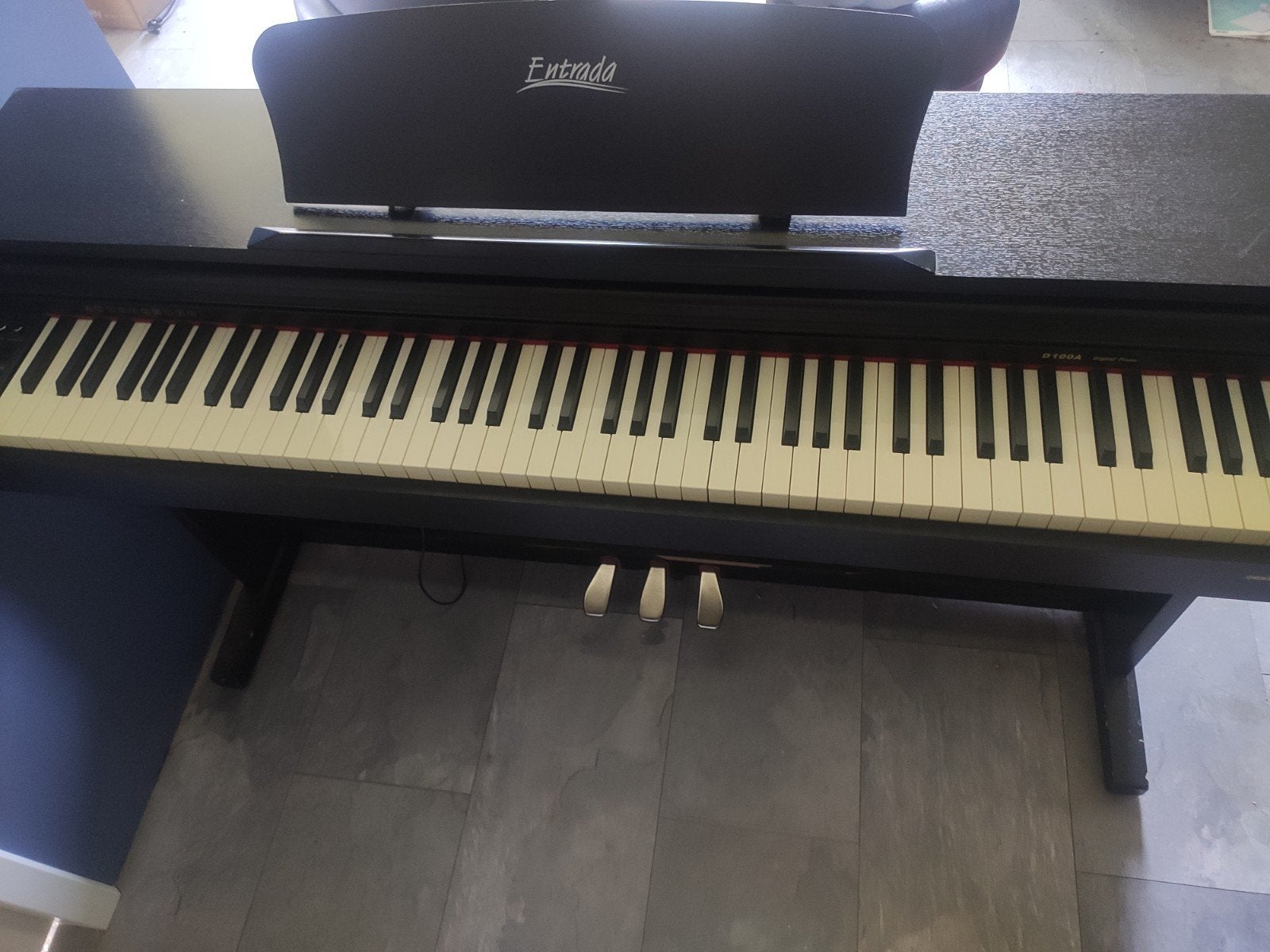 Entrada D100A digitale piano 88 toetsen + 3 pedalen, Muziek en Instrumenten, Ophalen, Gebruikt, Zwart, Digitaal