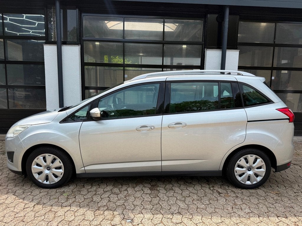 Ford GRAND C-MAX 1.0 Edition *PDC*Airco*Cruise*Nieuwe Apk*Aa, Auto's, Ford, Voorwielaandrijving, Gebruikt, Zwart, Bedrijf