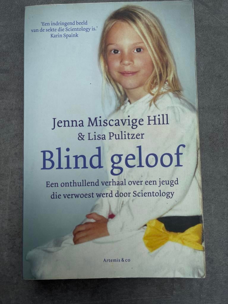 Blind Geloof: Jeugd verwoest door Scientology, Boeken, Ophalen of Verzenden, Zo goed als nieuw