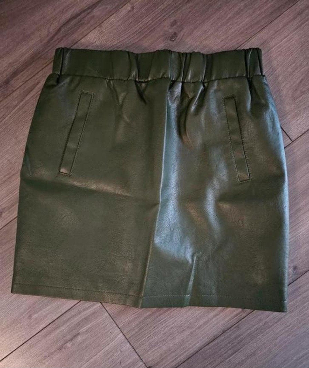 Nieuw van John Cabot een groen 'leren' rok mt S., Ophalen of Verzenden, Nieuw, Maat 36 (S), Groen