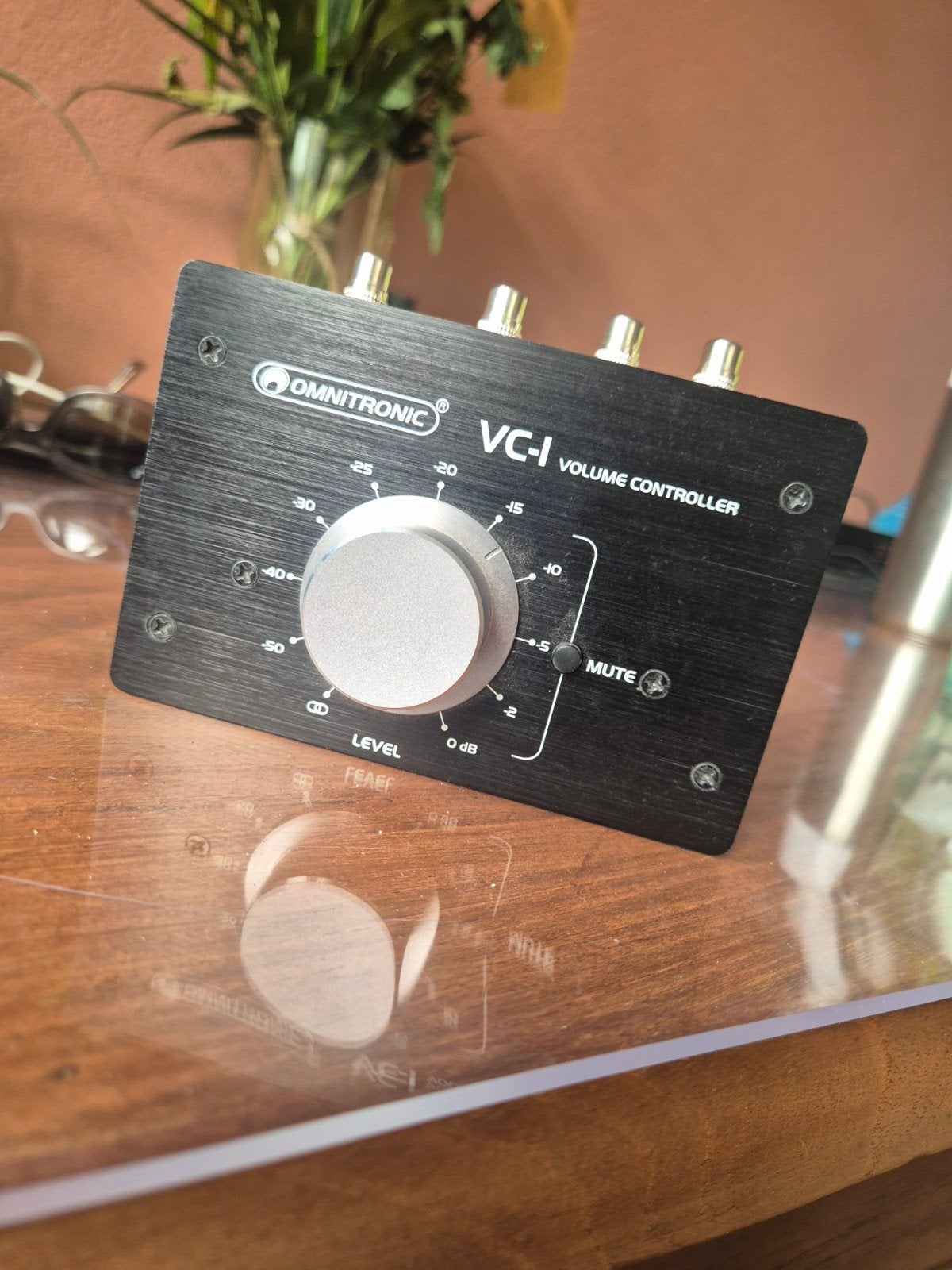 Omnitronic VC-1 Volume Controller - Zo goed als nieuw, Overige merken, Ophalen of Verzenden, Zo goed als nieuw, Minder dan 60 watt