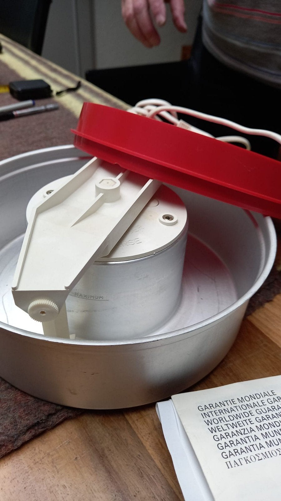 Tefal elektrische ijsmaker., Overige typen, Ophalen of Verzenden, Zo goed als nieuw, Metaal