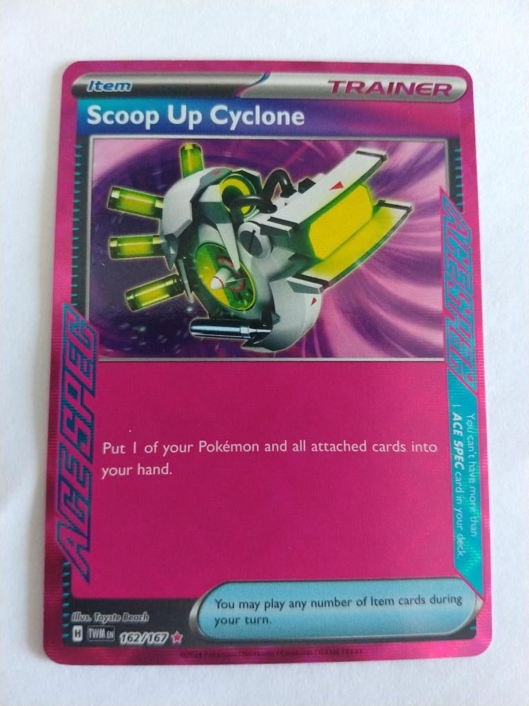 Scoop Up Cyclone 162/167 (Twilight Masquerade), Ophalen of Verzenden, Zo goed als nieuw, Losse kaart