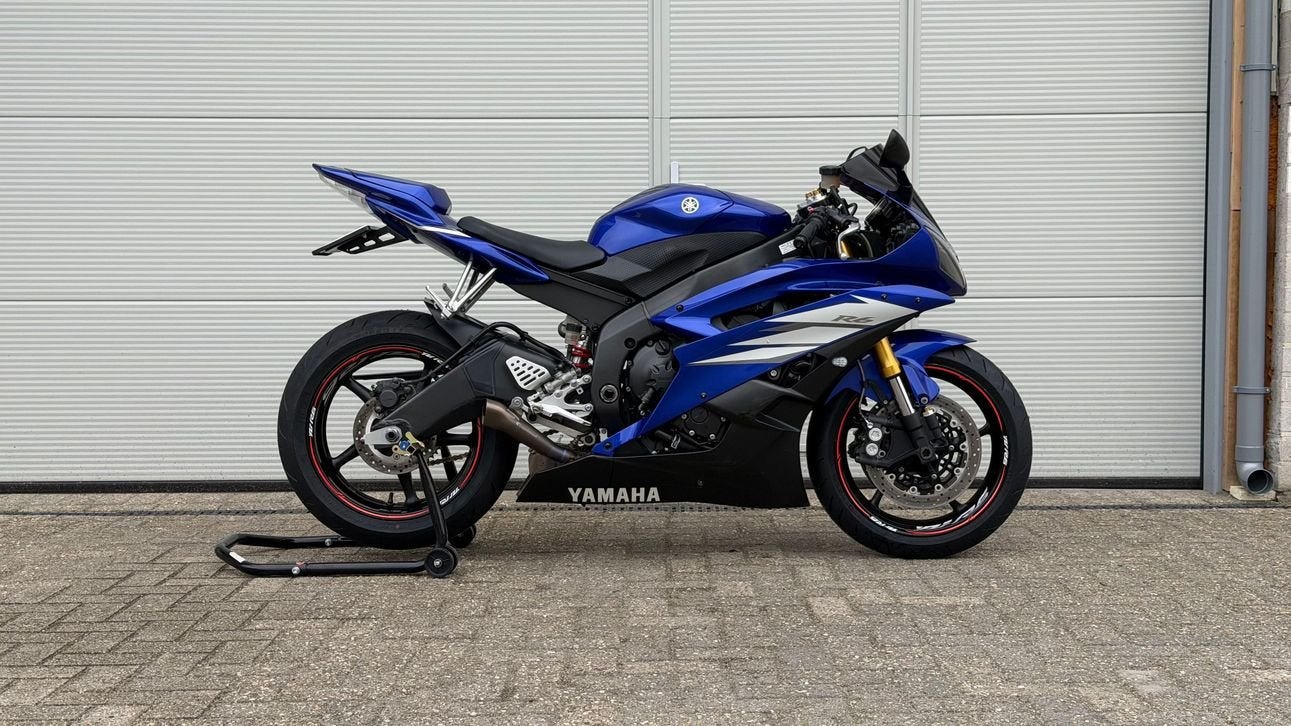 Yamaha R6 | RJ11 | Blauw | Akrapovic | 35kw, 4 cilinders, Bedrijf, Onbekend, Super Sport