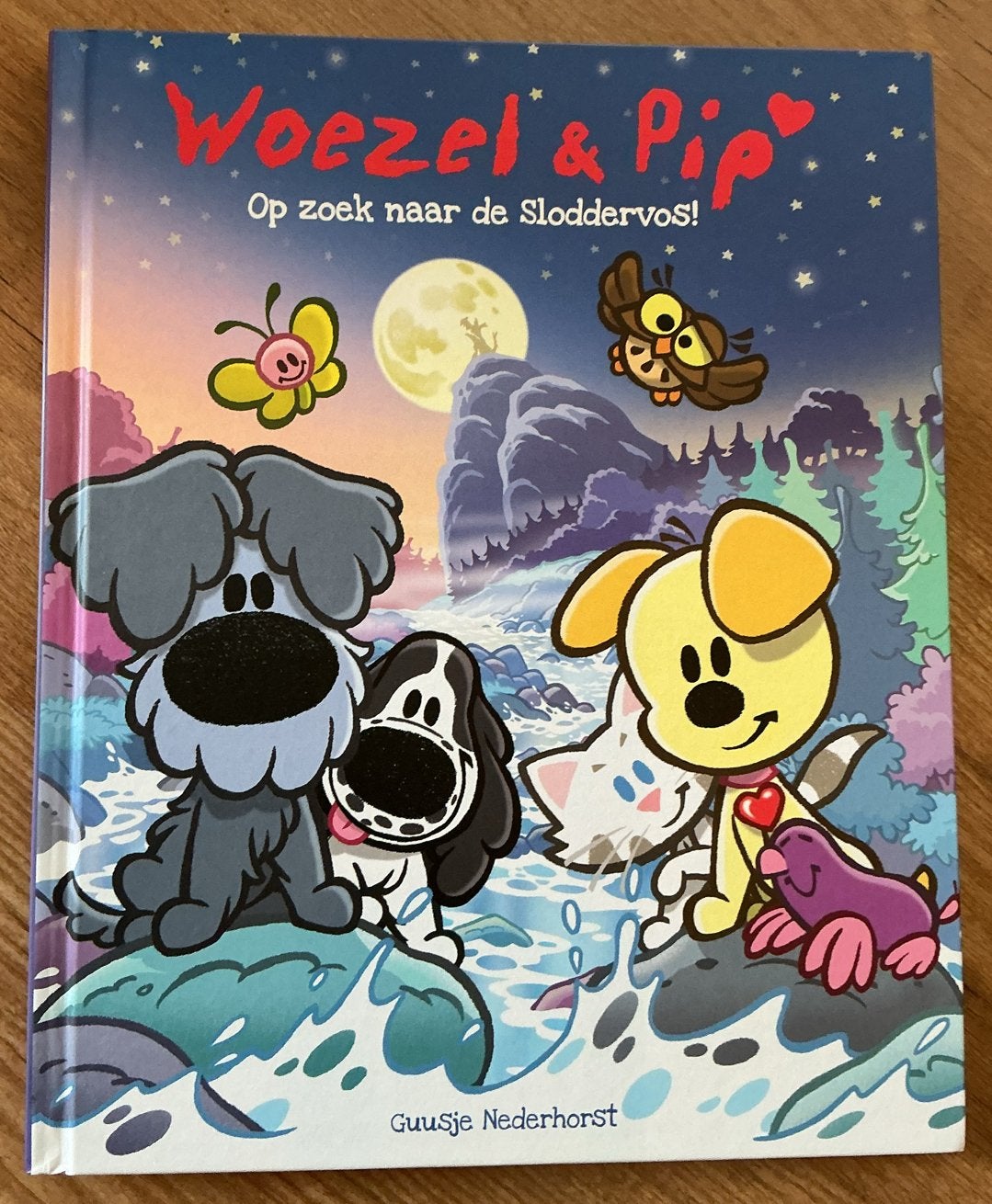 Woezel & Pip: Op zoek naar de Sloddervos! - Guusje Nederhors, Ophalen of Verzenden, Zo goed als nieuw, Fictie algemeen