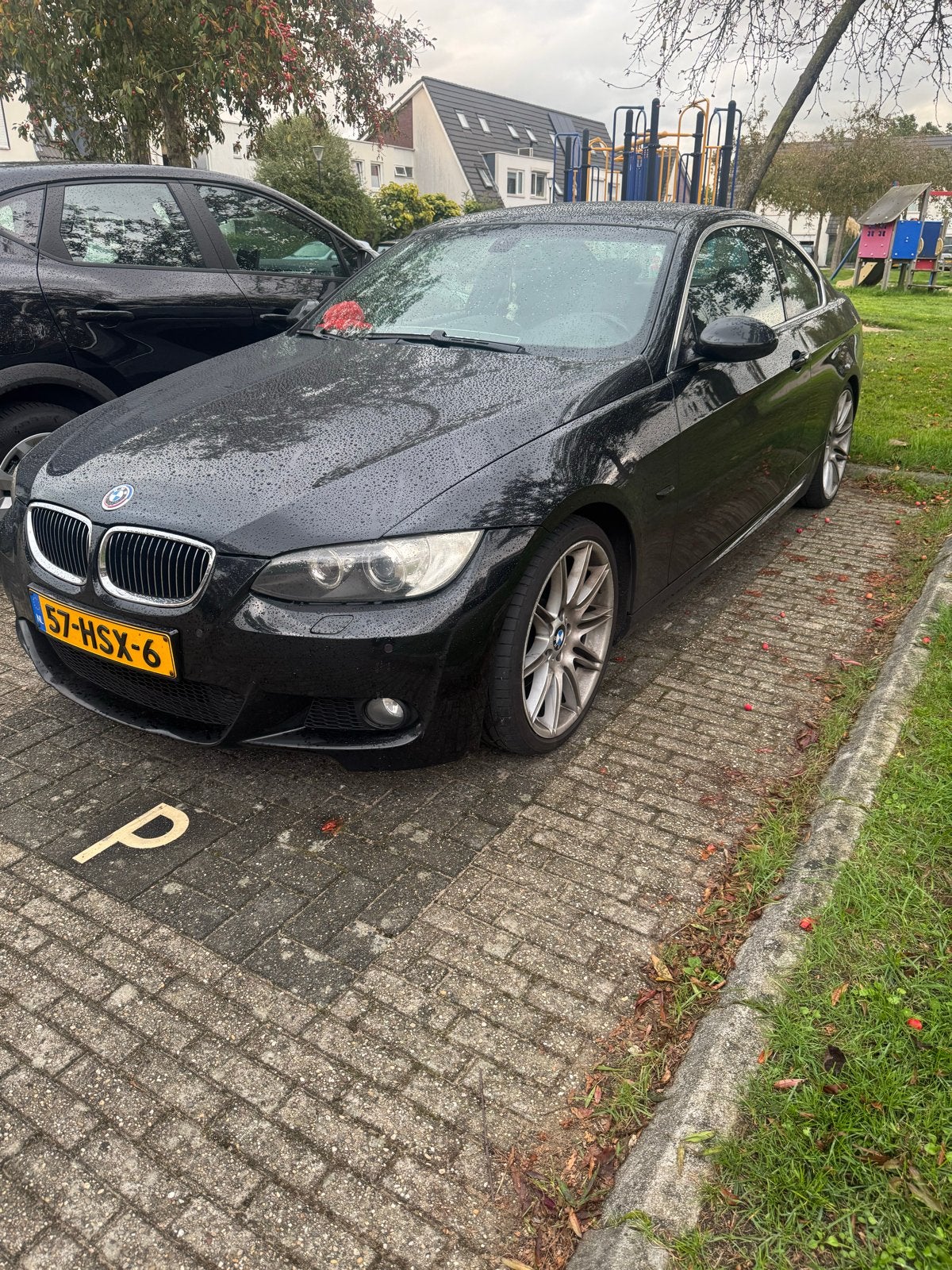 BMW 3-Serie 3.0 I 325 Coupe AUT 2009 Zwart, Auto's, Automaat, 745 kg, Achterwielaandrijving, Zwart