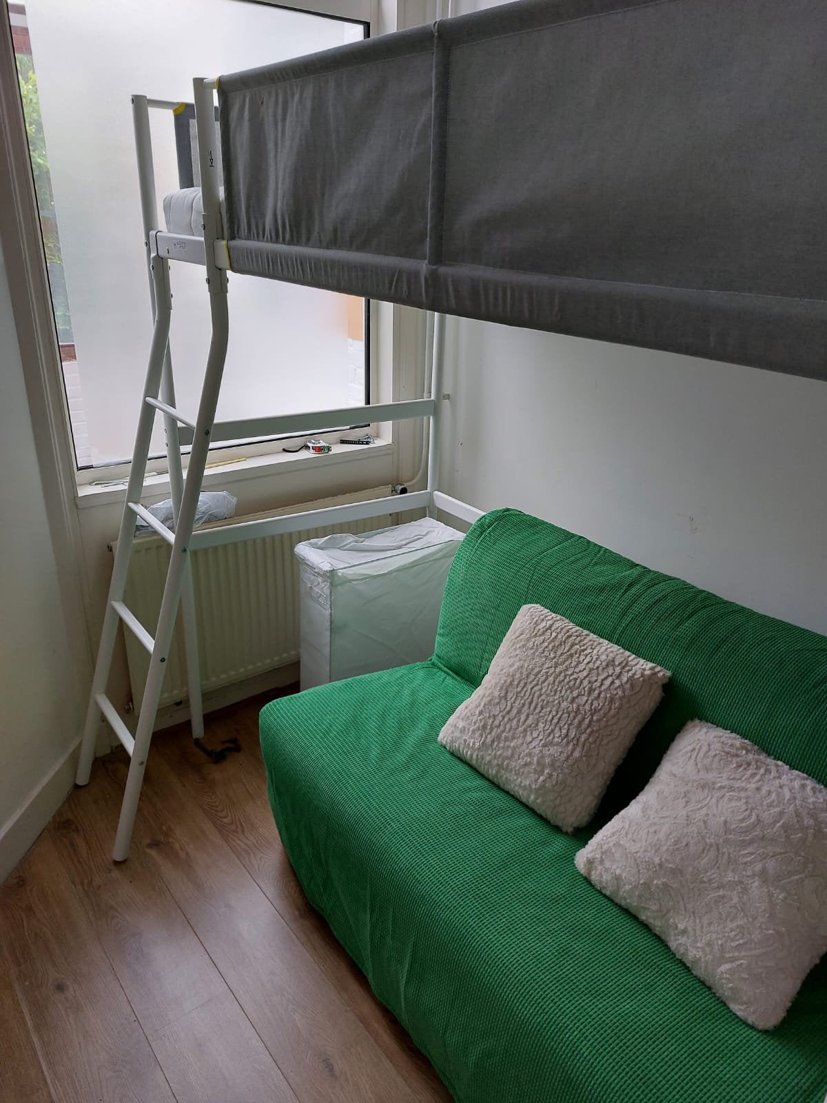 Hoogslaper van Ikea, 90x200, met matras, Ophalen, Eenpersoons, Zo goed als nieuw, 90 cm