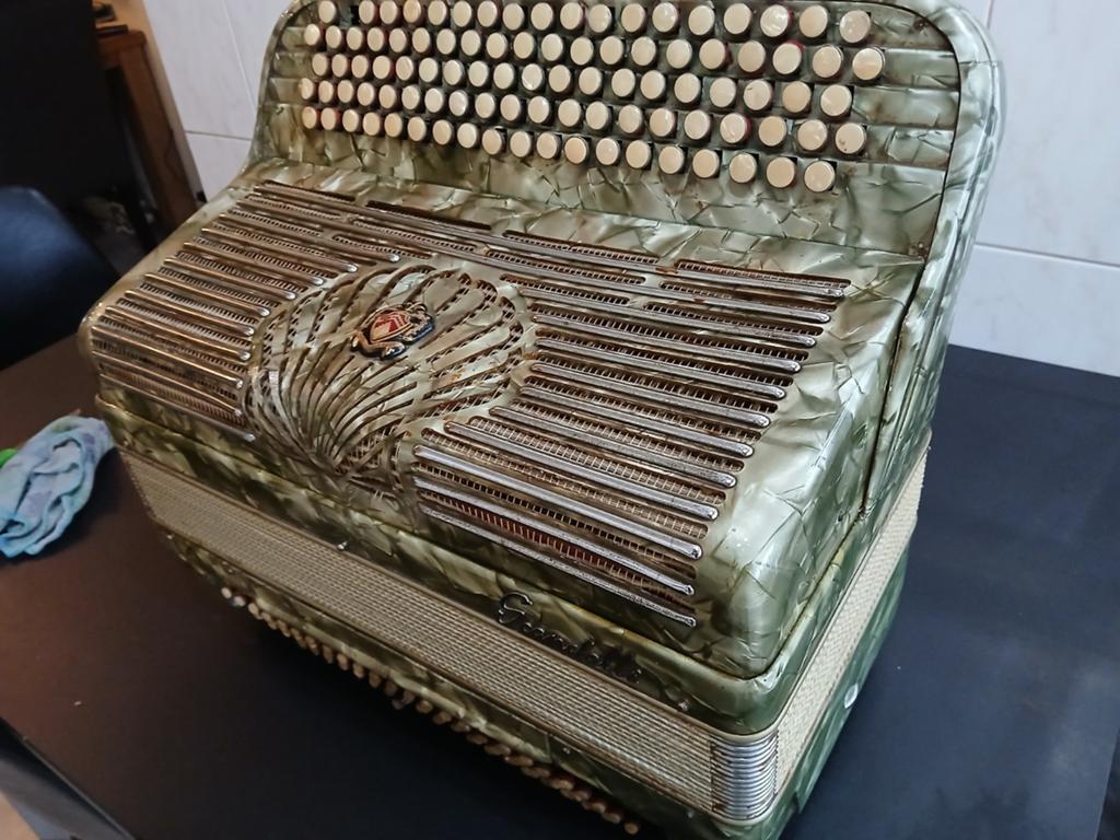 SCANDALLI KNOP B GRIFF, Ophalen of Verzenden, Gebruikt, 120-bas, Overige merken