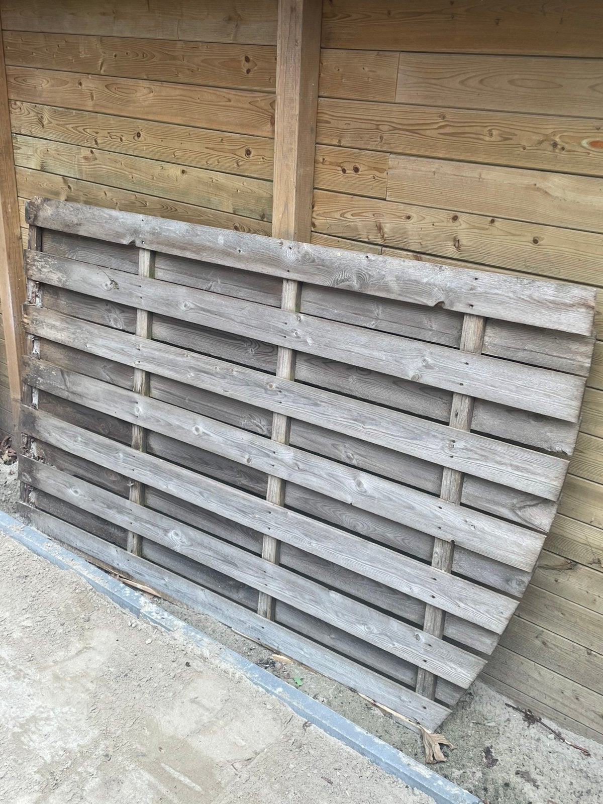 Gratis hout, Tuin en Terras, Schuttingen, Ophalen, 1 tot 2 meter, Minder dan 3 meter, Zo goed als nieuw