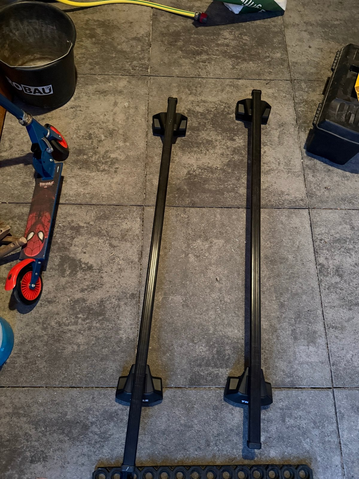 Thule dakdragers  voor volkswagen passat b8 station, Ophalen of Verzenden, Gebruikt