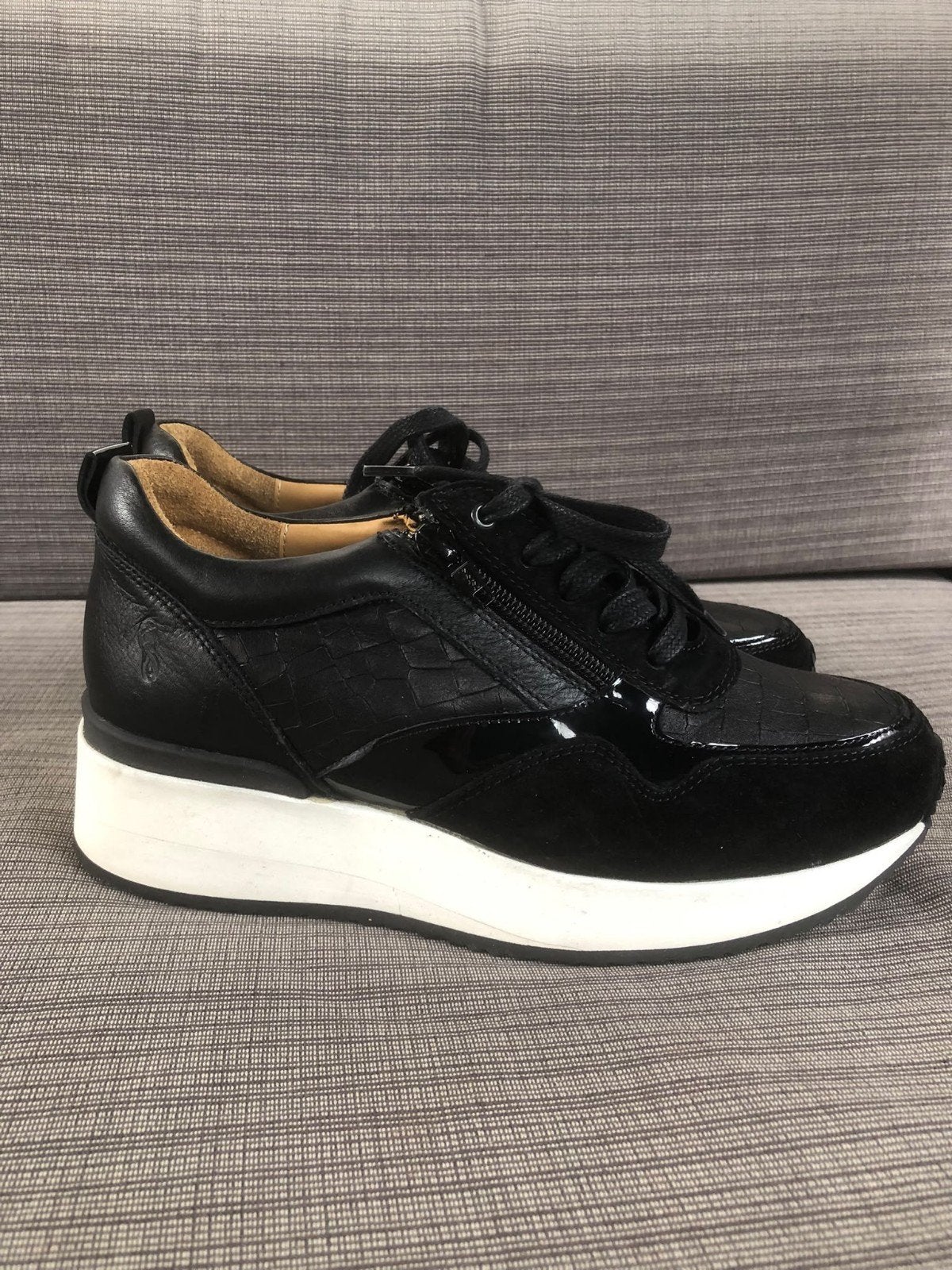 Ambulo shoes, Ophalen of Verzenden, Zo goed als nieuw, Zwart