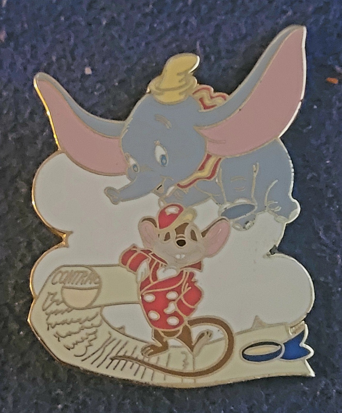 ZELDZAAM: LE Disney Auctions pin Timothy Mouse + Dumbo, Verzenden, Bambi of Dumbo, Zo goed als nieuw, Overige typen
