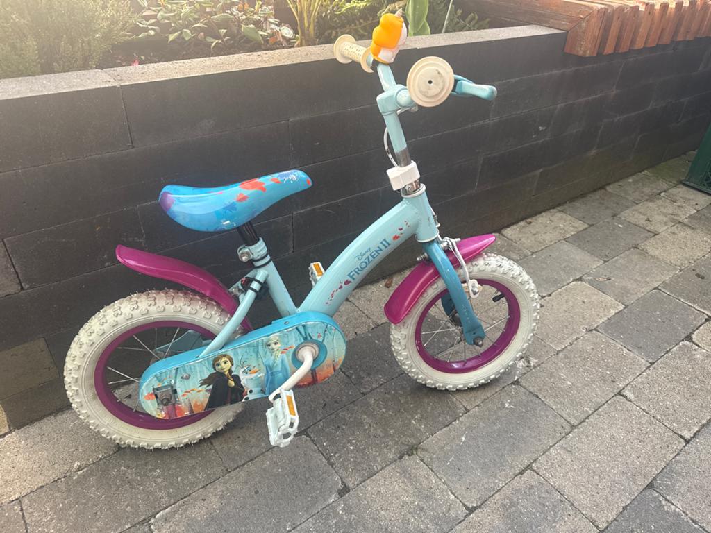 Elsa Frozen kinderfiets met terugtraprem en handrem, Ophalen, Zo goed als nieuw, Terugtraprem, 16 tot 20 inch