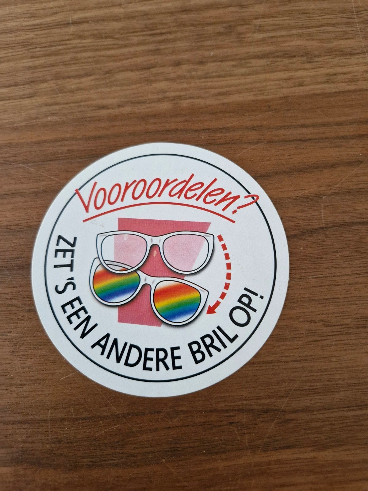 11292 Sticker: Vooroordelen? Zet 's een andere bril op!, Ophalen of Verzenden, Nieuw, Overige typen
