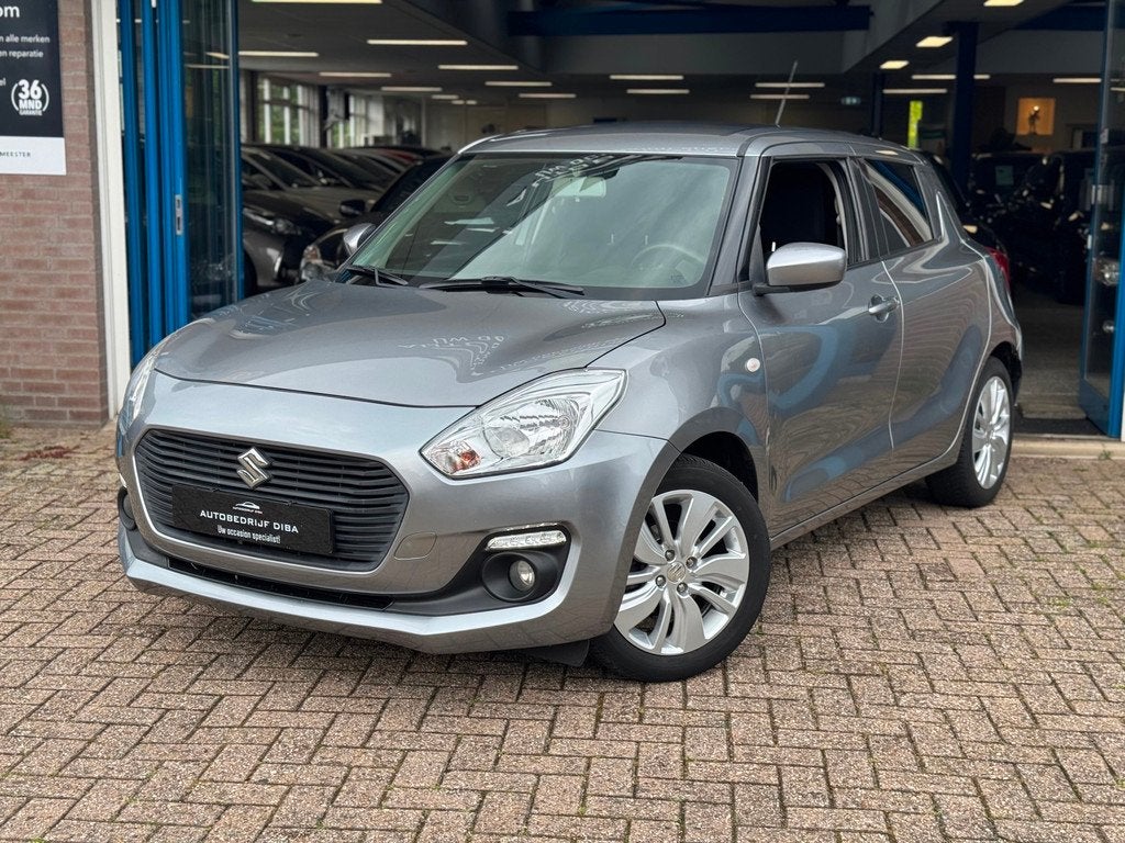 Suzuki Swift 1.2 Select 2019 NAVI AIRCO LM NAP, Auto's, Voorwielaandrijving, Stof, Gebruikt, 4 cilinders
