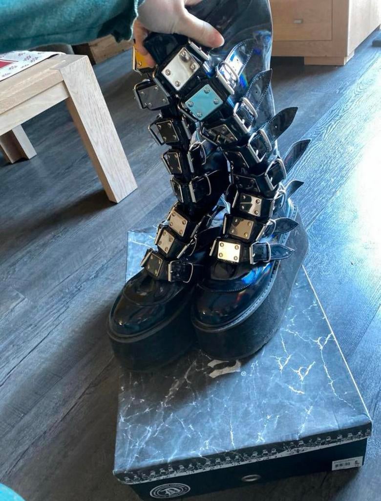 Demonia Damned-318 Hologram maat 40, Kleding | Dames, Schoenen, Ophalen, Hoge laarzen, Zwart, Zo goed als nieuw