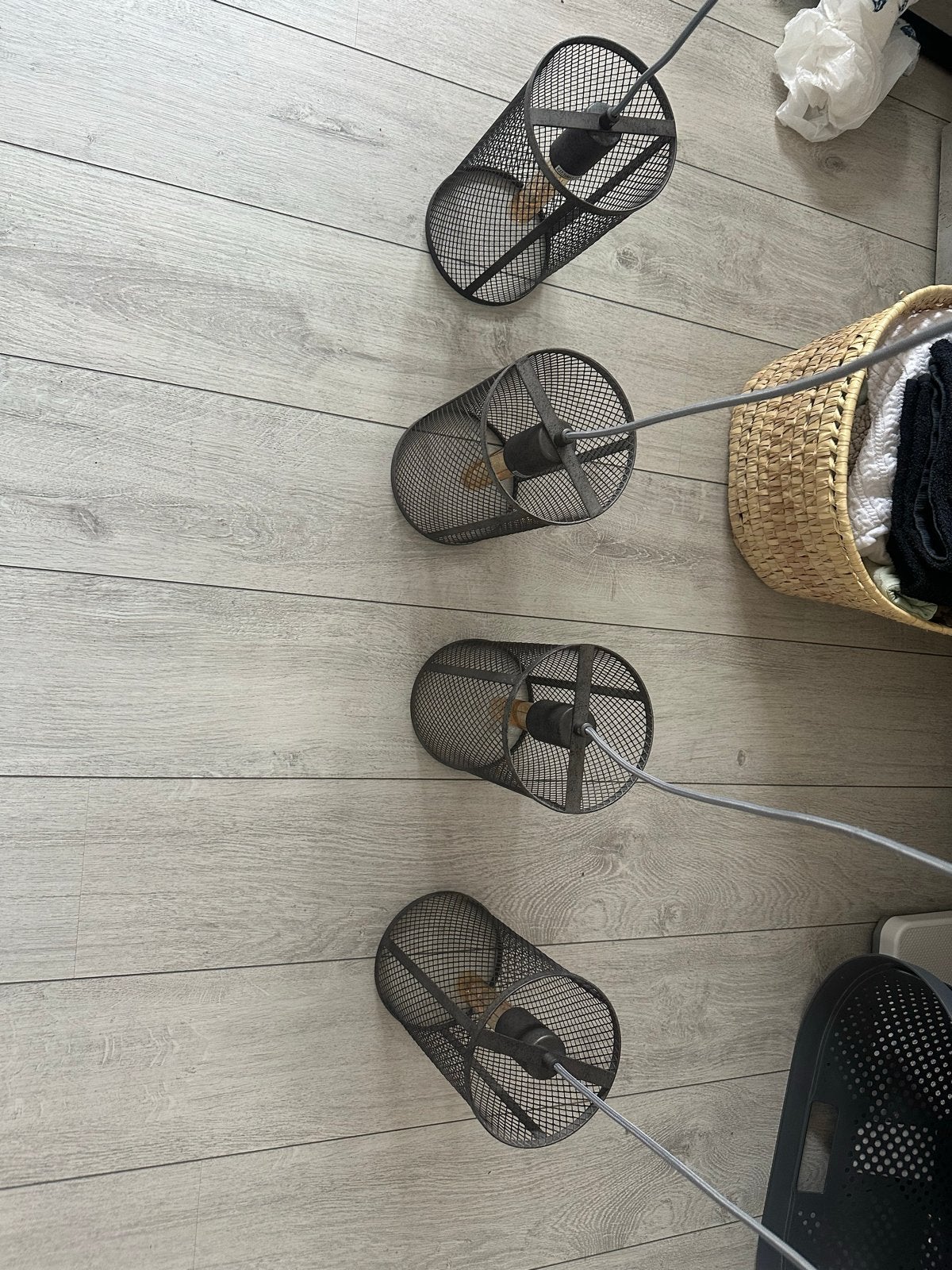 Mooie hanglamp met 4 kappen, Huis en Inrichting, Ophalen, Gebruikt, Metaal, E27 (groot)