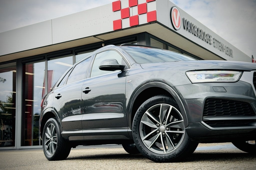 Audi Q3 2.0 Quattro Sport 3x S-Line | TREKHAAK | PANO, Auto's, Automaat, 12 maanden, 15 km/l, Gebruikt