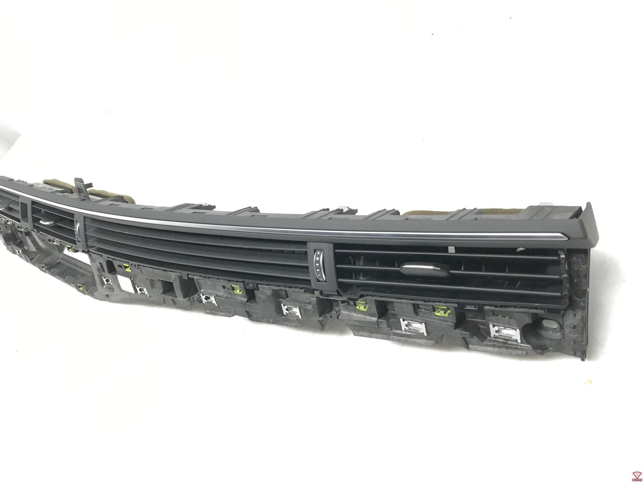 Audi A4 8W A5 F5 Luchtrooster Midden Dashboard 8W1820902C, Gebruikt, AUDI AG, Auto-Union-Strasse 1
85045  Ingolstadt, DE, Kundenbetreuung@audi.de