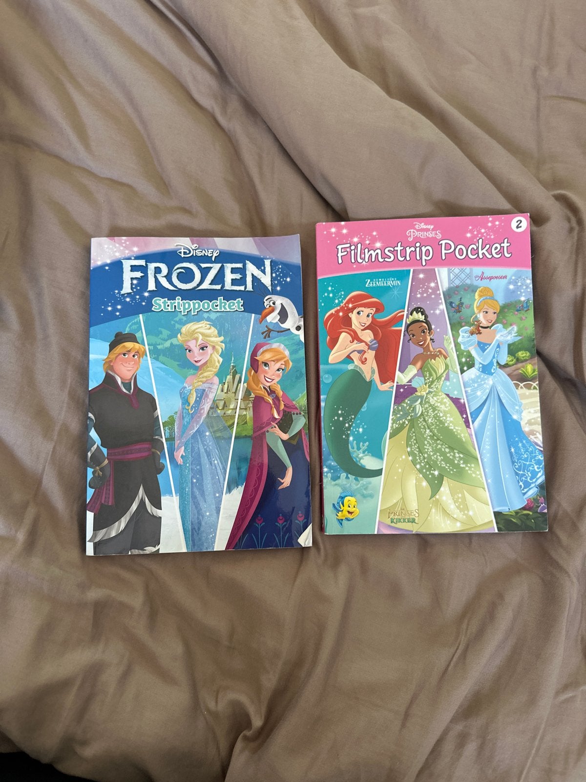 Disney Frozen & Prinsessen Filmstrip Pocket Stripboeken, Boeken, Meerdere stripboeken, Ophalen of Verzenden, Gelezen