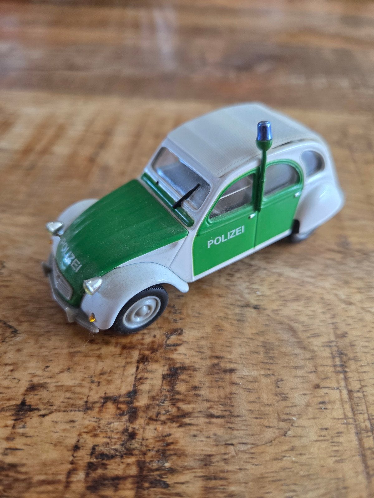Citroën 2CV 6 Norev politie schaal 1:43, Auto, ., Norev, Ophalen of Verzenden