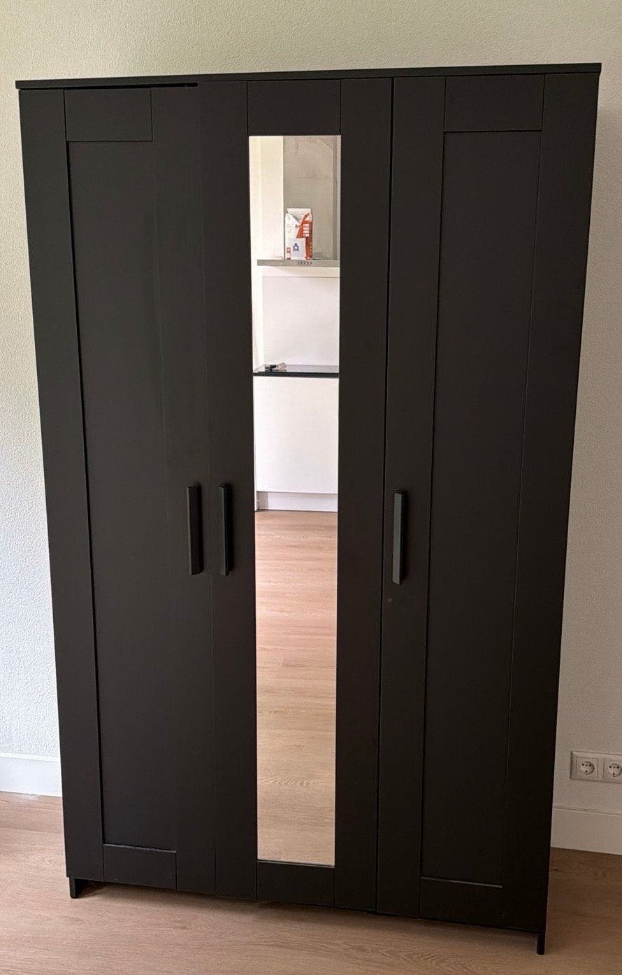 Ikea Brimnes kast zwart, Huis en Inrichting, Kasten | Kledingkasten, Ophalen, 100 tot 150 cm, Zo goed als nieuw, 150 tot 200 cm