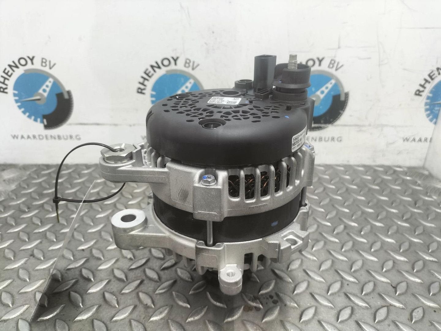 FORD KUGA Titanium DYNAMO PZ1T10300JC 2024, Ophalen of Verzenden, Gebruikt, Stiba lid