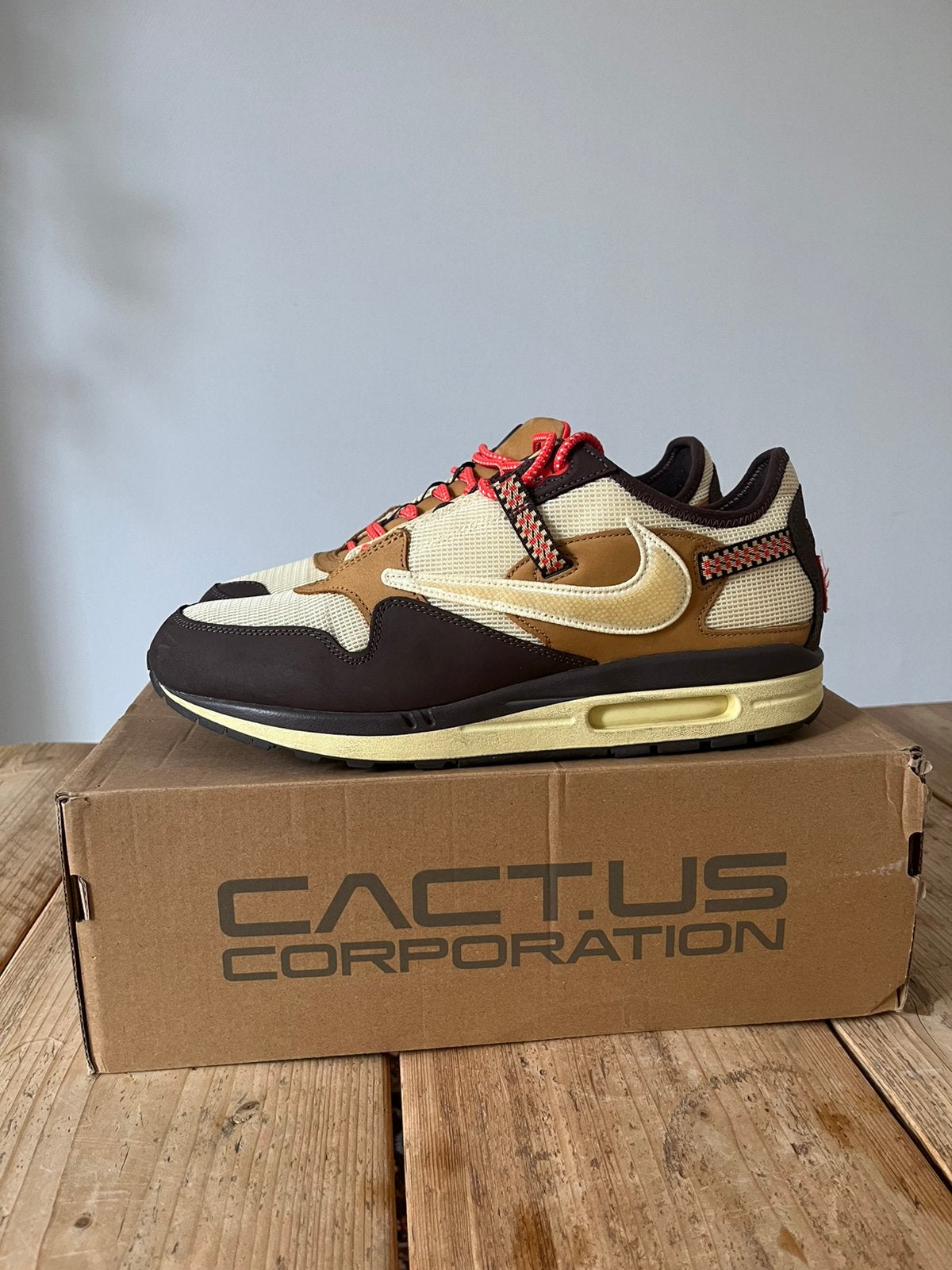 Nike Air Max 1 Tarvis Scott Cactus Jack maat 46, Overige kleuren, Ophalen of Verzenden, Sneakers of Gympen, Zo goed als nieuw