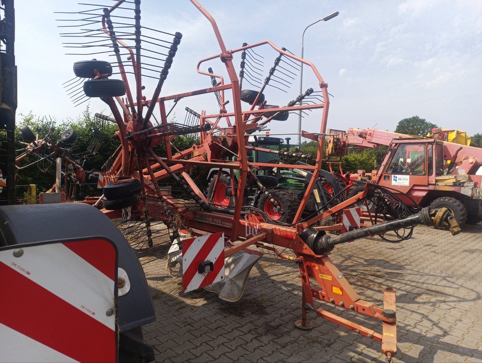 Lely hibiscus 735 vario hark, Zakelijke goederen, Ophalen, Weidebouw