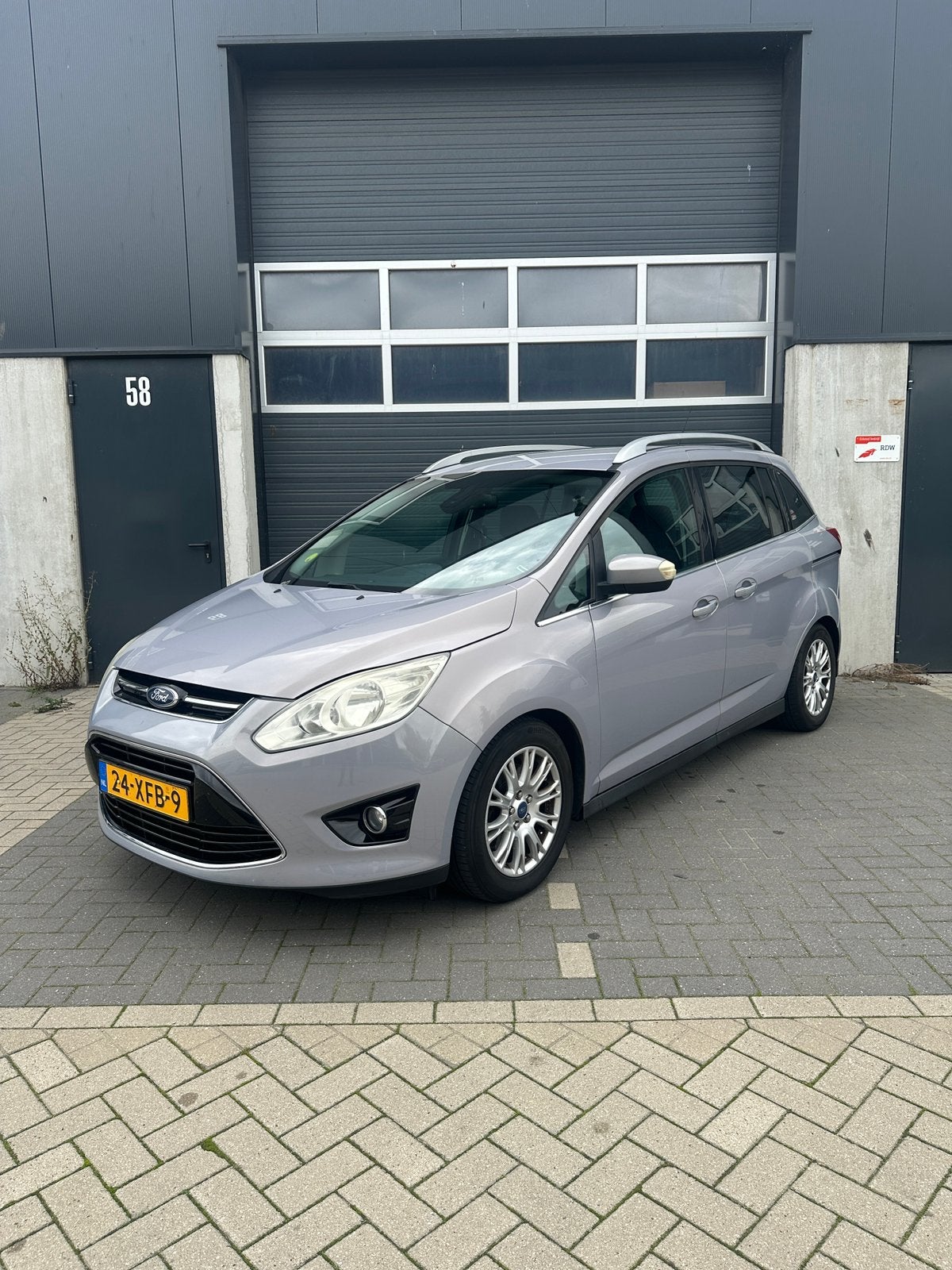 Ford Grand C-Max 2.0 Tdci 85KW Powershift 2012 Grijs, Euro 5, Stof, Zwart, Origineel Nederlands