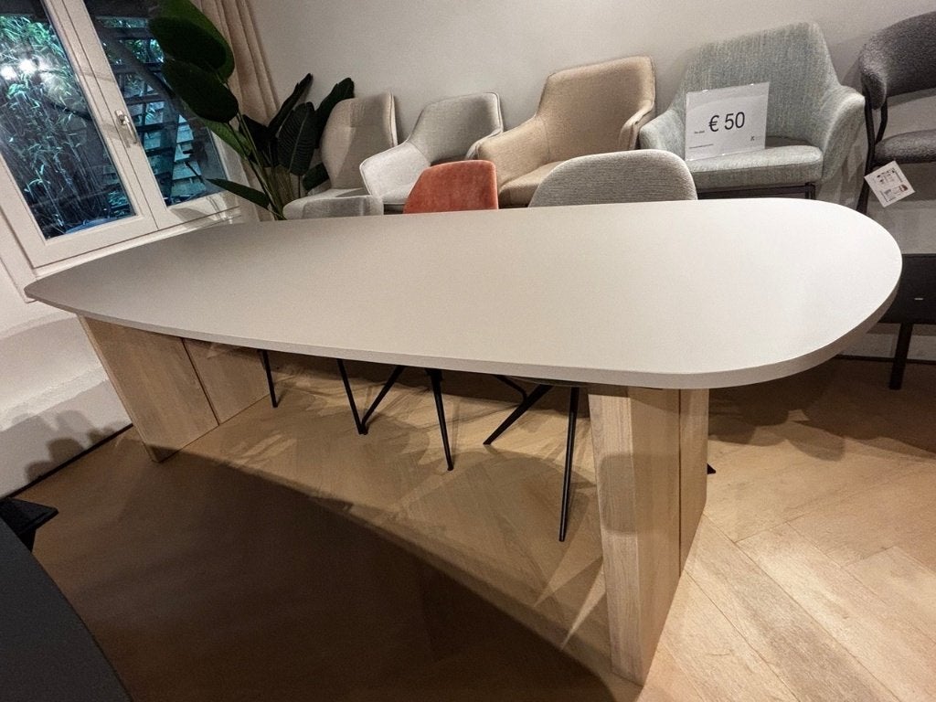 Elegante Fenix eettafel 240x90cm | Kas20, Huis en Inrichting, Tafels | Eettafels, Ophalen, 200 cm of meer, Zo goed als nieuw, Vijf personen of meer