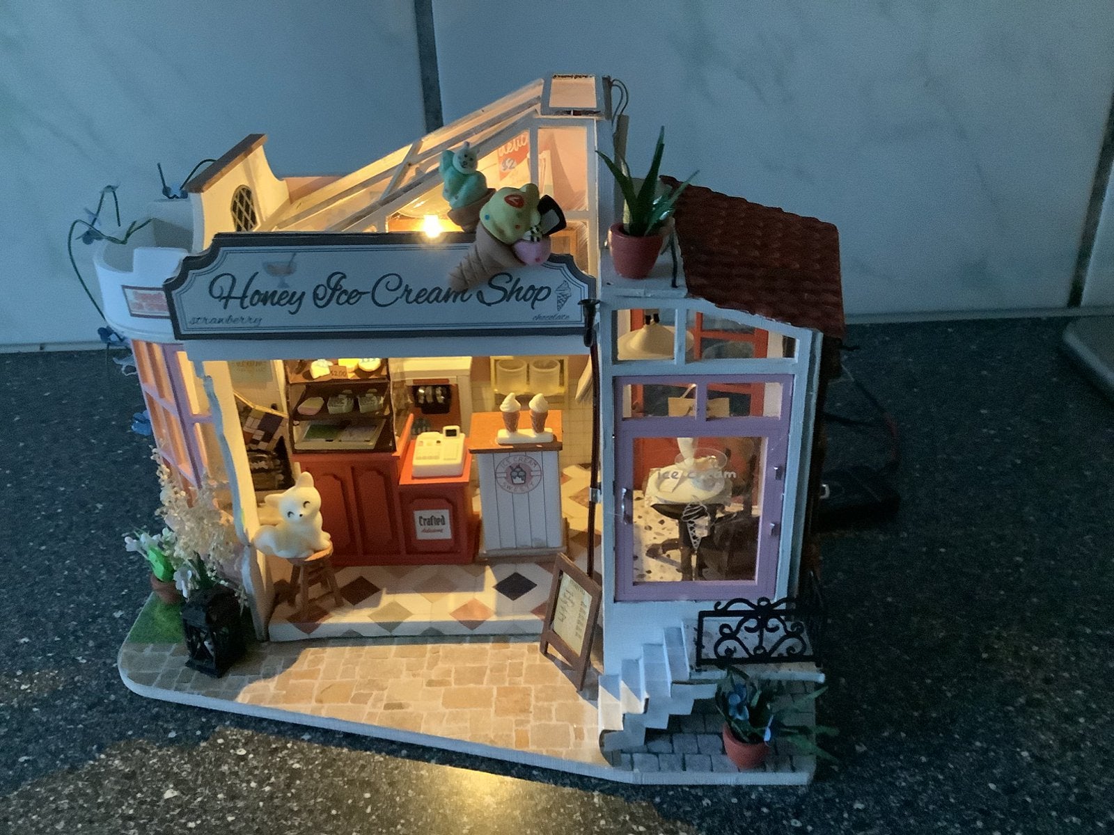 Miniatuurhuisjes mer verlichting, Verzamelen, Ophalen, Zo goed als nieuw, Poppenhuis
