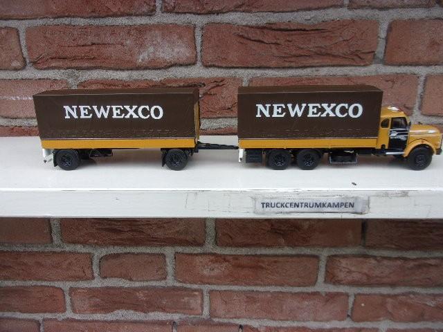 Tekno  Volvo  N495  Titan  van  Newexco., Hobby en Vrije tijd, Modelauto's | 1:50, Ophalen of Verzenden, Nieuw, Bus of Vrachtwagen