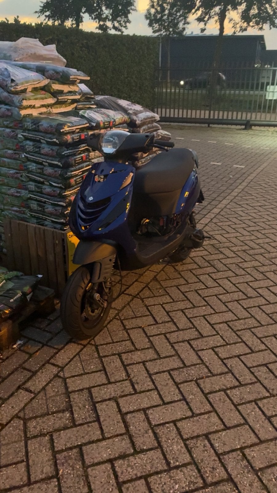 Zip 172 LC op geldig bromkenteken, Ophalen, Zo goed als nieuw, Tweetakt, Zip